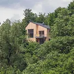 Moderner Holzhausneubau In Der Eifel By Interhome * Schutz