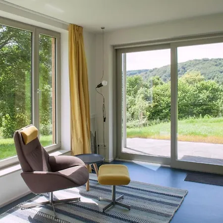 Dom wakacyjny Moderner Holzhausneubau In Der Eifel By Interhome
