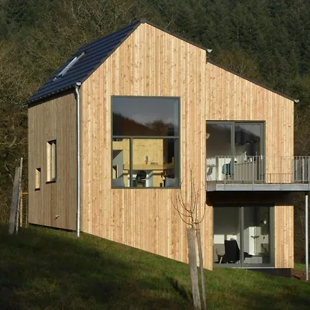 Moderner Holzhausneubau In Der Eifel By Interhome * Schutz