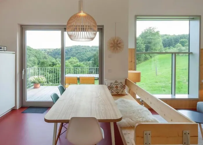 Moderner Holzhausneubau In Der Eifel By Interhome בית נופש Schutz